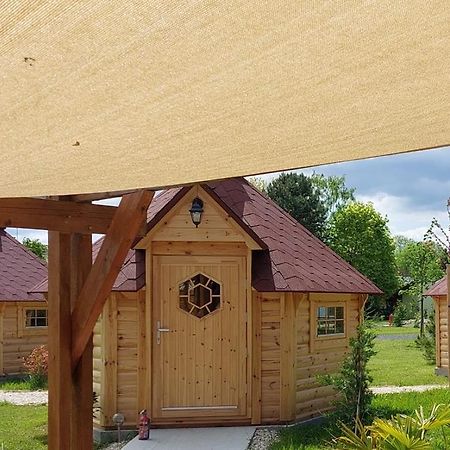 Camping Le Vallage Attigny Экстерьер фото